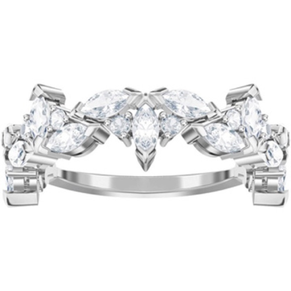 Size 8 swarovski ring